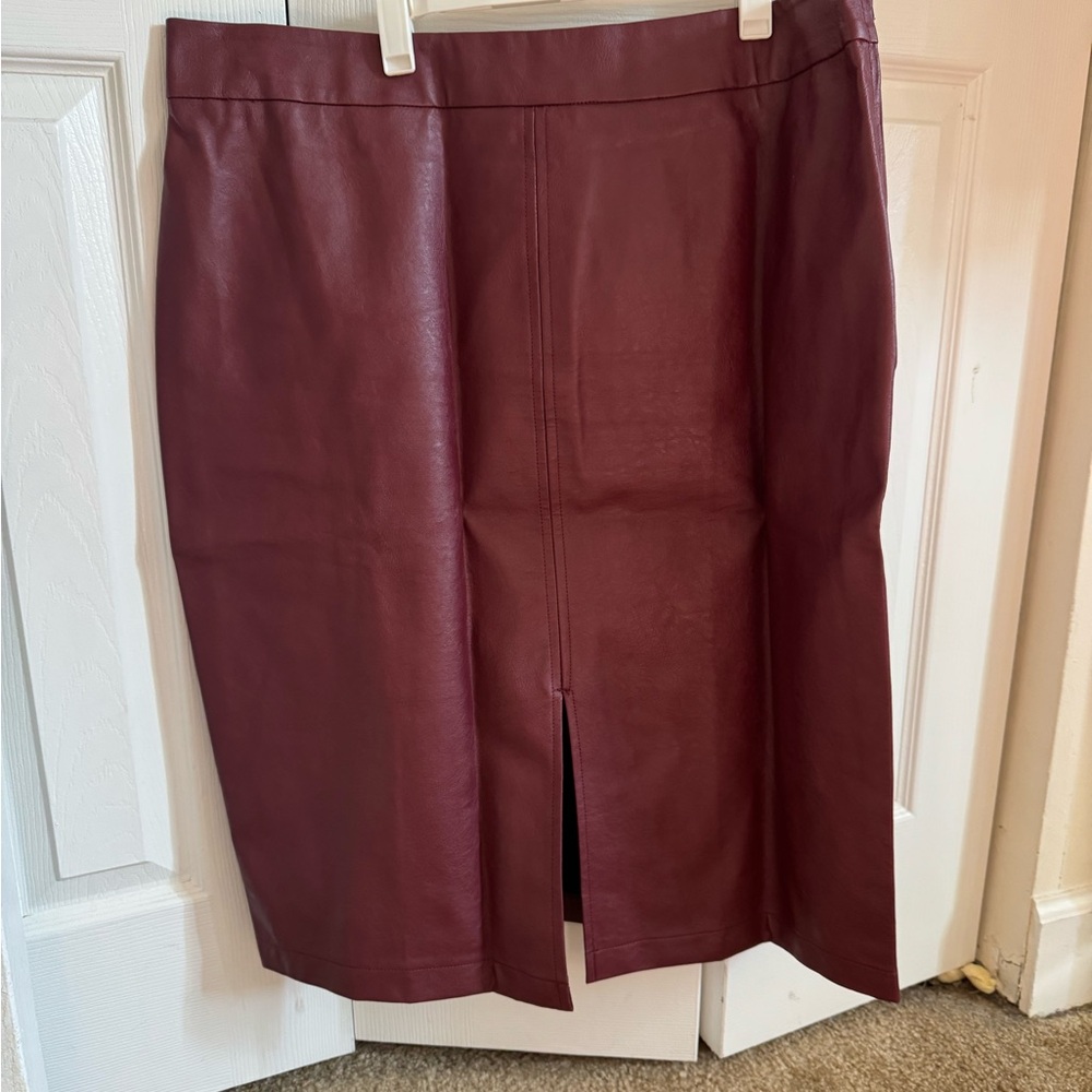 Skies Are Blue Burgundy Leather Pencil Skirt
